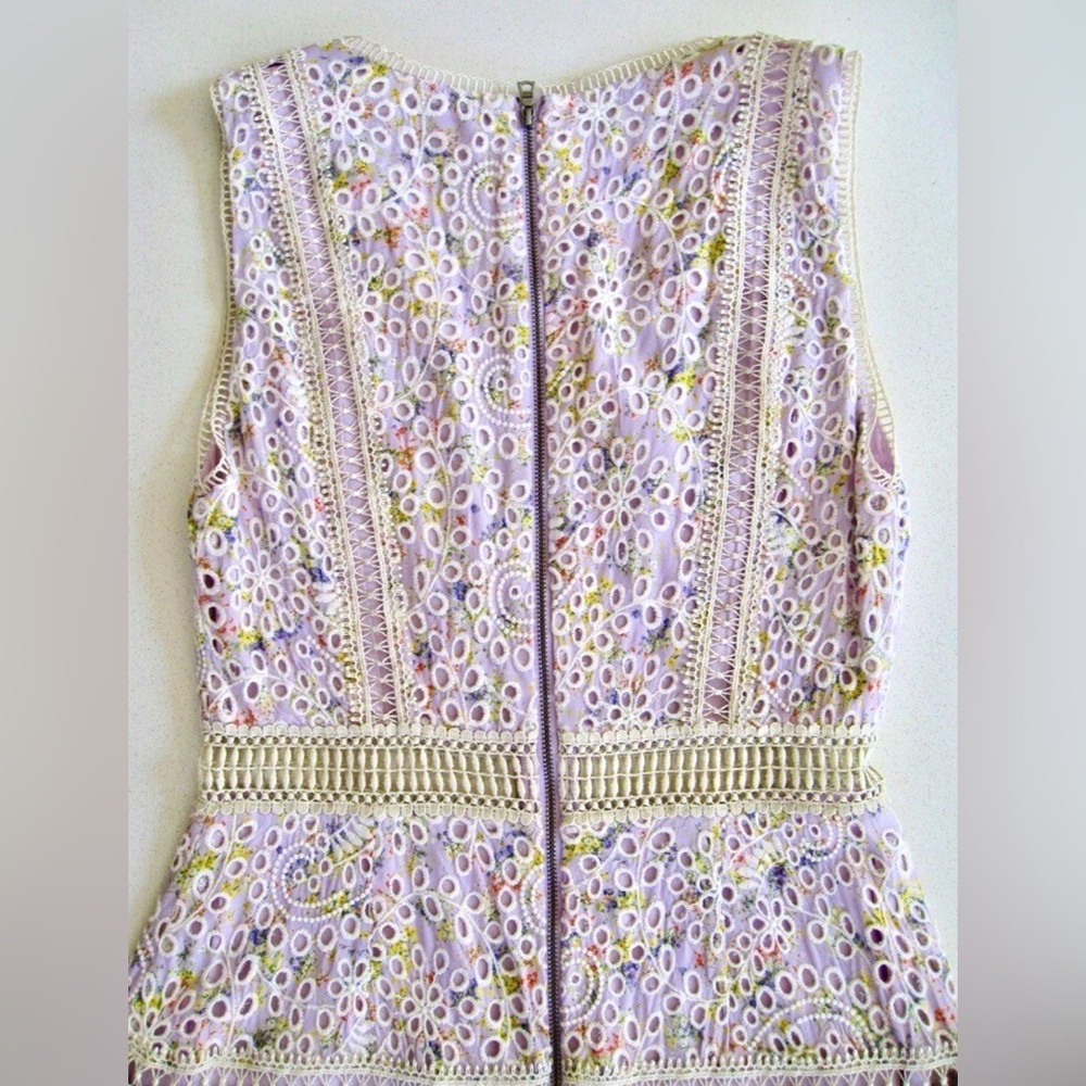 ALICE + OLIVIA Tonie Floral Lace Eyelet Tiered Ruffle Mini Sleeveless Dress - Picture 10 of 12